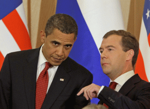 Barack Obama şi Dimitri Medvedev, la Moscova, în luna iulie. Acesta este momentul considerat de specialişti că ar sta la baza deciziei actuale a administraţiei americane. Barack Obama şi Dimitri Medvedev, la Moscova, în luna iulie. Acesta este momentul considerat de specialişti că ar sta la baza deciziei actuale a administraţiei americane.